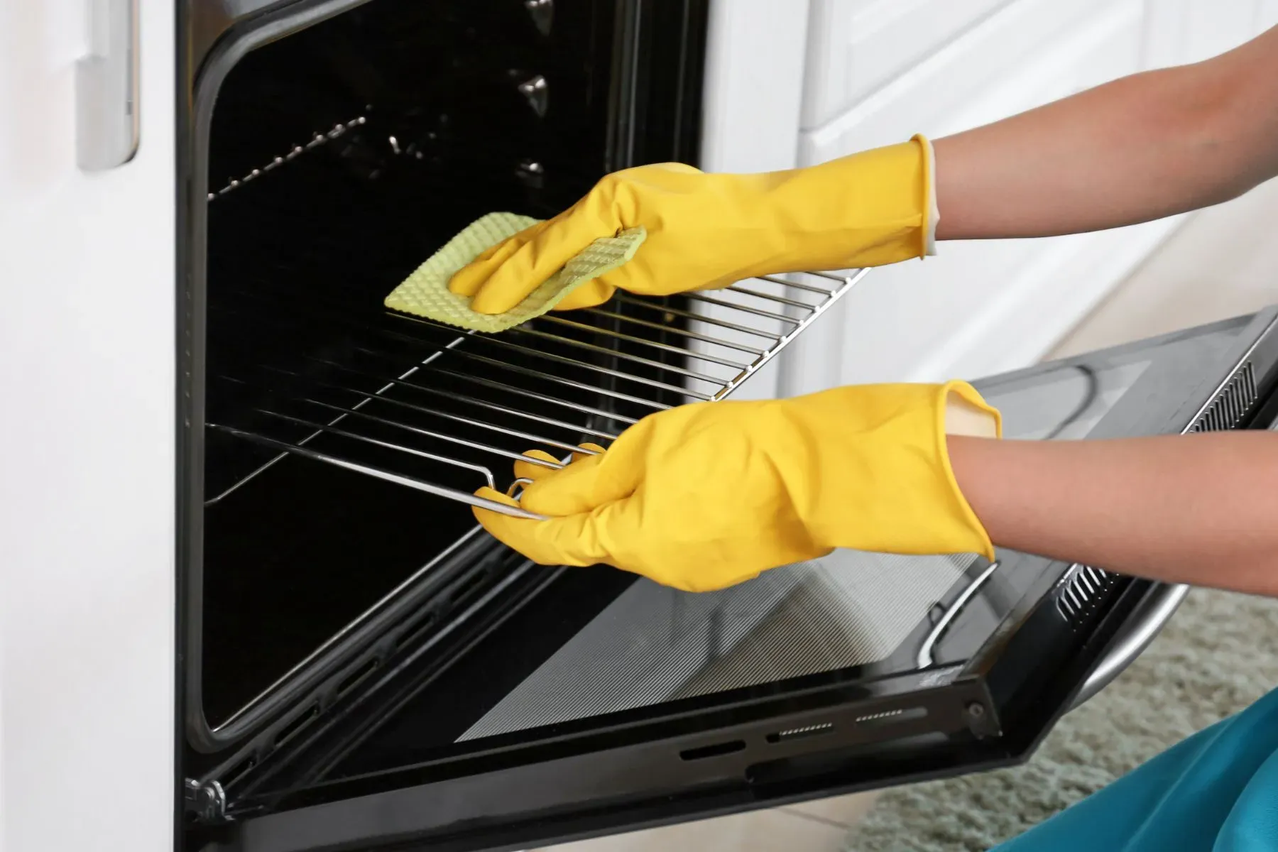 Cleaning stove and oven burners